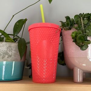 NWT Starbucks 16oz 2022 dragonfruit tumbler